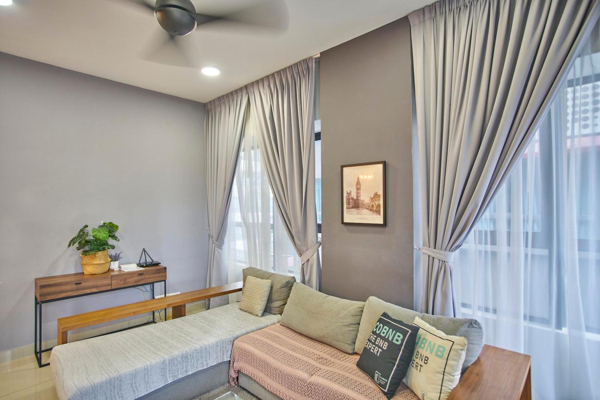 Arte Plus Klcc Designer Suites By Cobnb Куала Лумпур Екстериор снимка