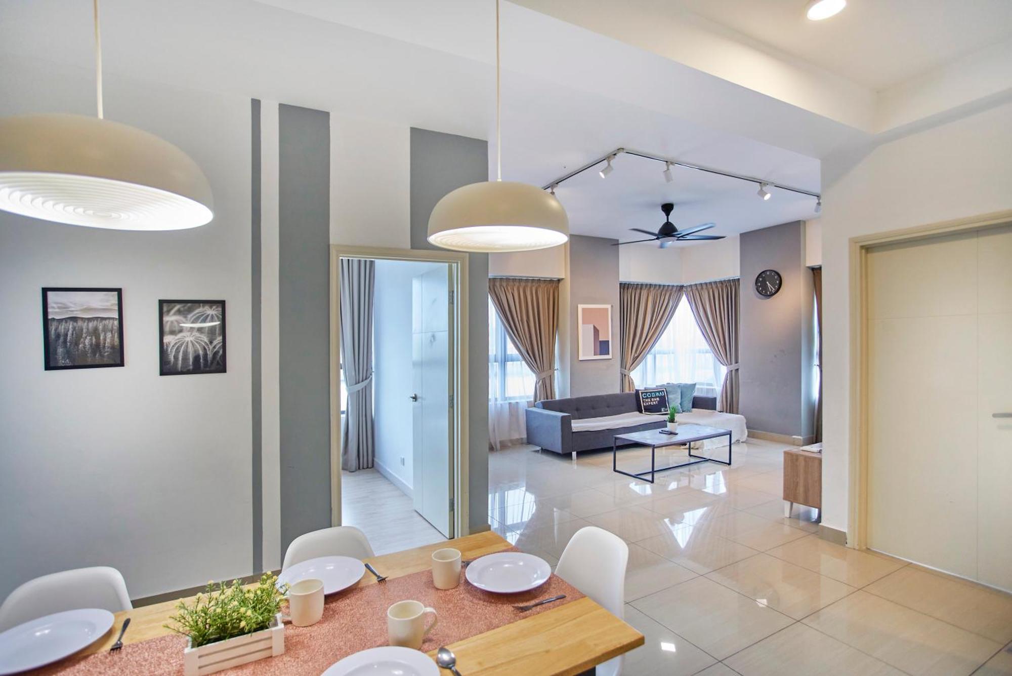 Arte Plus Klcc Designer Suites By Cobnb Куала Лумпур Екстериор снимка